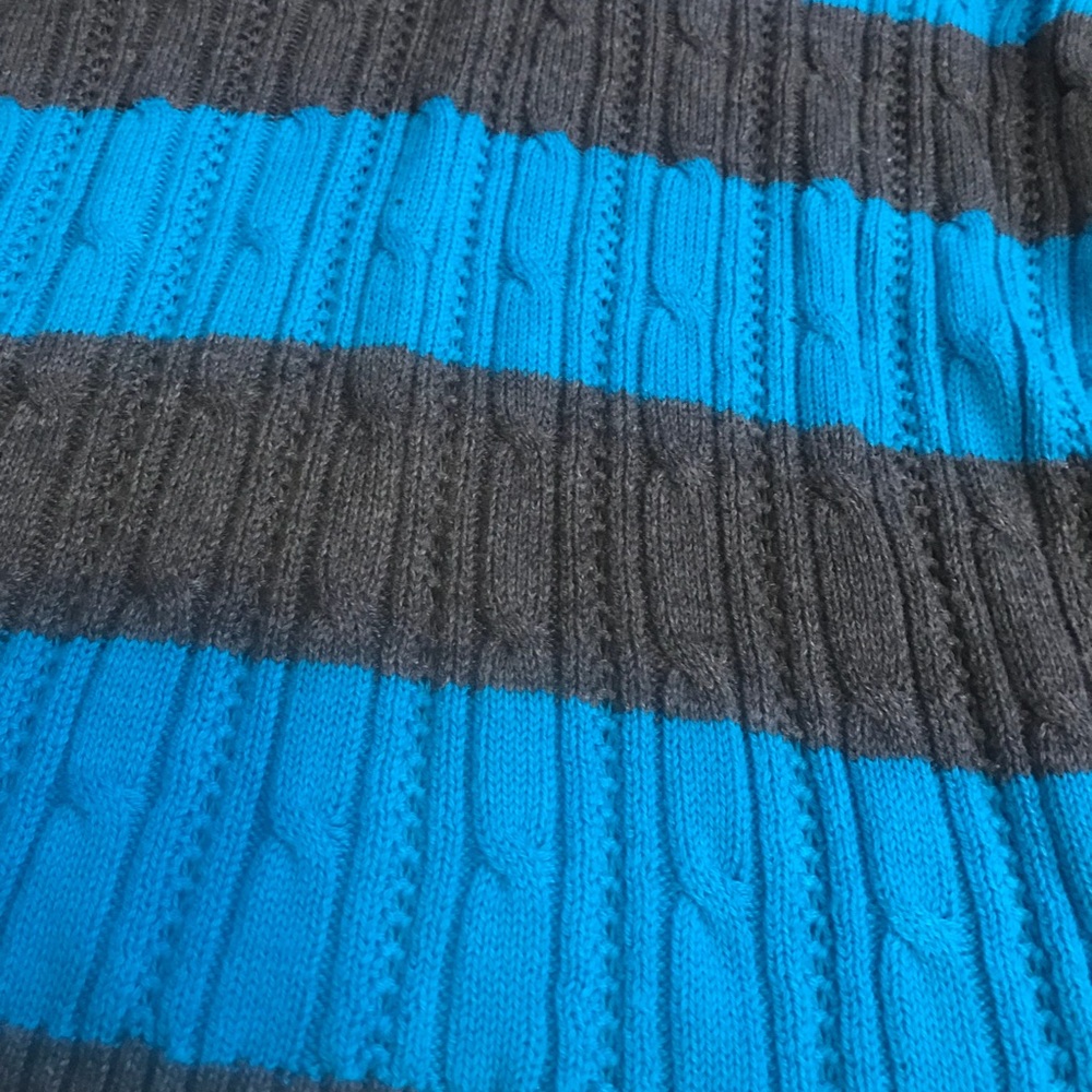 Sweater - Picture 2 of 3